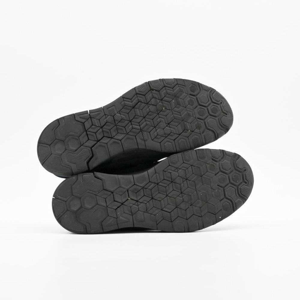NIKE Women's Free 5.0 Tr Fit 5 Black Sneakers - Picture 6 of 6